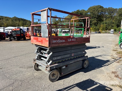 Skyjack SJIII4632 Electric Scissor Lift