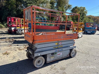 Skyjack SJIII3220 Electric Scissor Lift