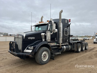 2006 Kenworth T800B 8x6 Sleeper Windenwägen