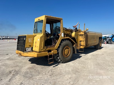 1997 Cat 613C 5000 gal 4x4 Wóz wodny
