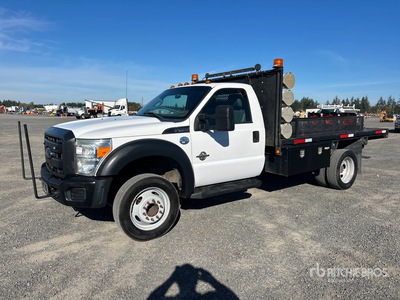 2016 Ford F-450 XL 4x2 Flatbed Truck