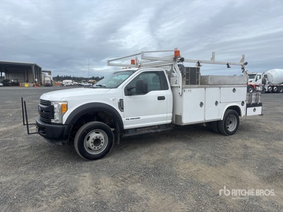 2017 Ford F-550 XL 4x2 Camion utilitaire