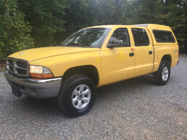 2003 Dodge Dakota SLT 4x4 Crew Cab Pickup 2003 Dodge Dakota SLT 4x4 Crew Cab Pickup