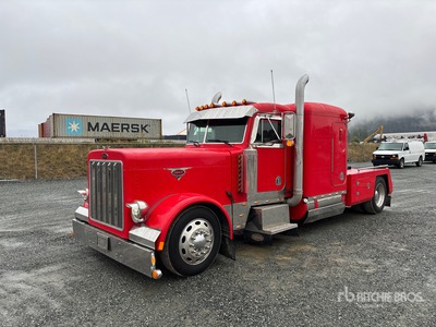 2010 Peterbilt 379 4x2 Sleeper その他のトラック