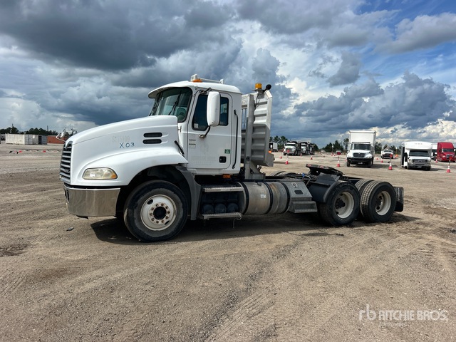 2009 Mack Cxu 613