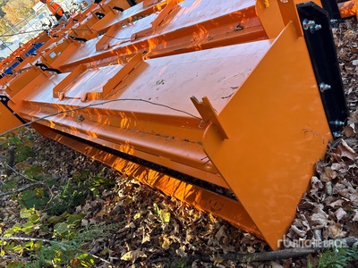 2026 Kit Containers QT-SP-10-23-PB-SB 144 in Skid Steer Snow Pusher (Unused)