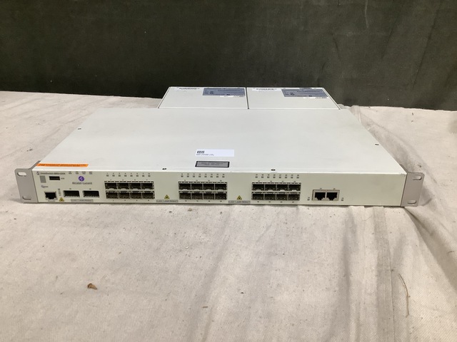 (13) Alcatel-Lucent OmniSwitch 6850-U24X Switches