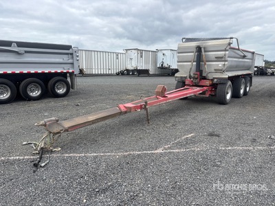 2014 Pioneer 16 ft Tri/A Turntable Pup Dump Trailer