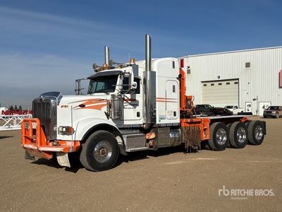 2012 Peterbilt 367 8x6 Sleeper Winch Truck