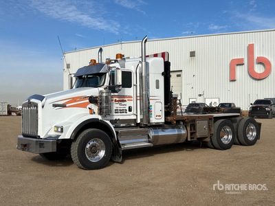 2012 Kenworth T800 6x4 Sleeper Winch Truck