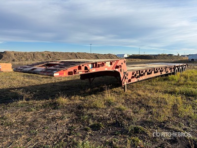2014 Doepker 55 ft Tri/A Folding Neck Trailer