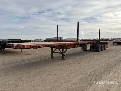 2006 Thruway ROADMASTER 53 ft Tri/A C/W Bunks フラットベッドトレーラー