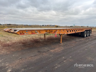 2001 Altec 50 ft 24-Wheel Flatbed Remorque pour champ pétrolifère