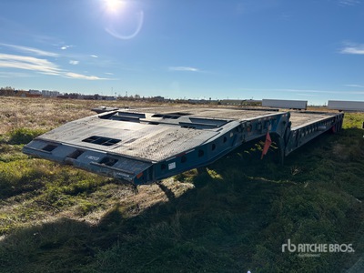 2020 Doepker 67 ft 24-Wheel Folding Neck Trailer
