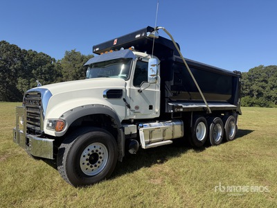 2026 Mack GR64F 6x4 Tri/A Camión dumper