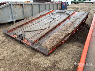 14 ft x 11 ft x 3 ft Oilfield Ramp