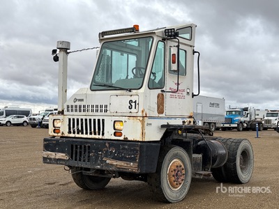 2001 Ottawa Commando 150 4x4 Spotter Truck
