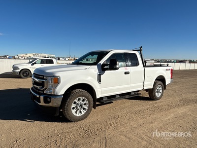 2021 Ford F-250 XLT 4x4 Extended Cab بيك اب
