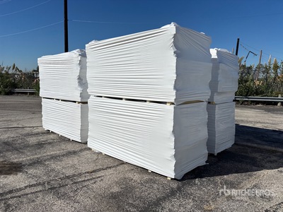Quantity of (8) 96 in x 48 in Polyiso Insulation