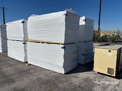 Quantity of (8) 96 in x 48 in Polyiso Insulation