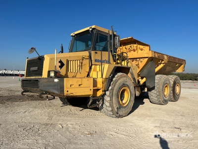 2005 Komatsu HM400-1 Articulated Dump Truck
