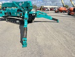 Chassis with Outrigger Cylinders