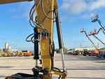 Hydraulics with Bucket Cylinder