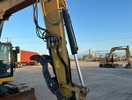 Hydraulics with Bucket Cylinder
