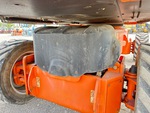 Hydraulics with Frame Leveling Cylinders