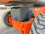 Hydraulics with Frame Leveling Cylinders
