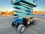Chassis with Scissor Linkage