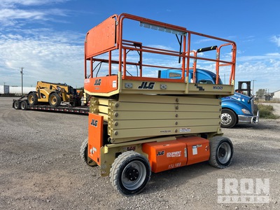 2017 JLG M4069 Electric Scissor Lift