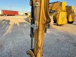 Hydraulics with Auxiliary Hydraulic Plumbing