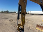 Hydraulics with Bucket Cylinder