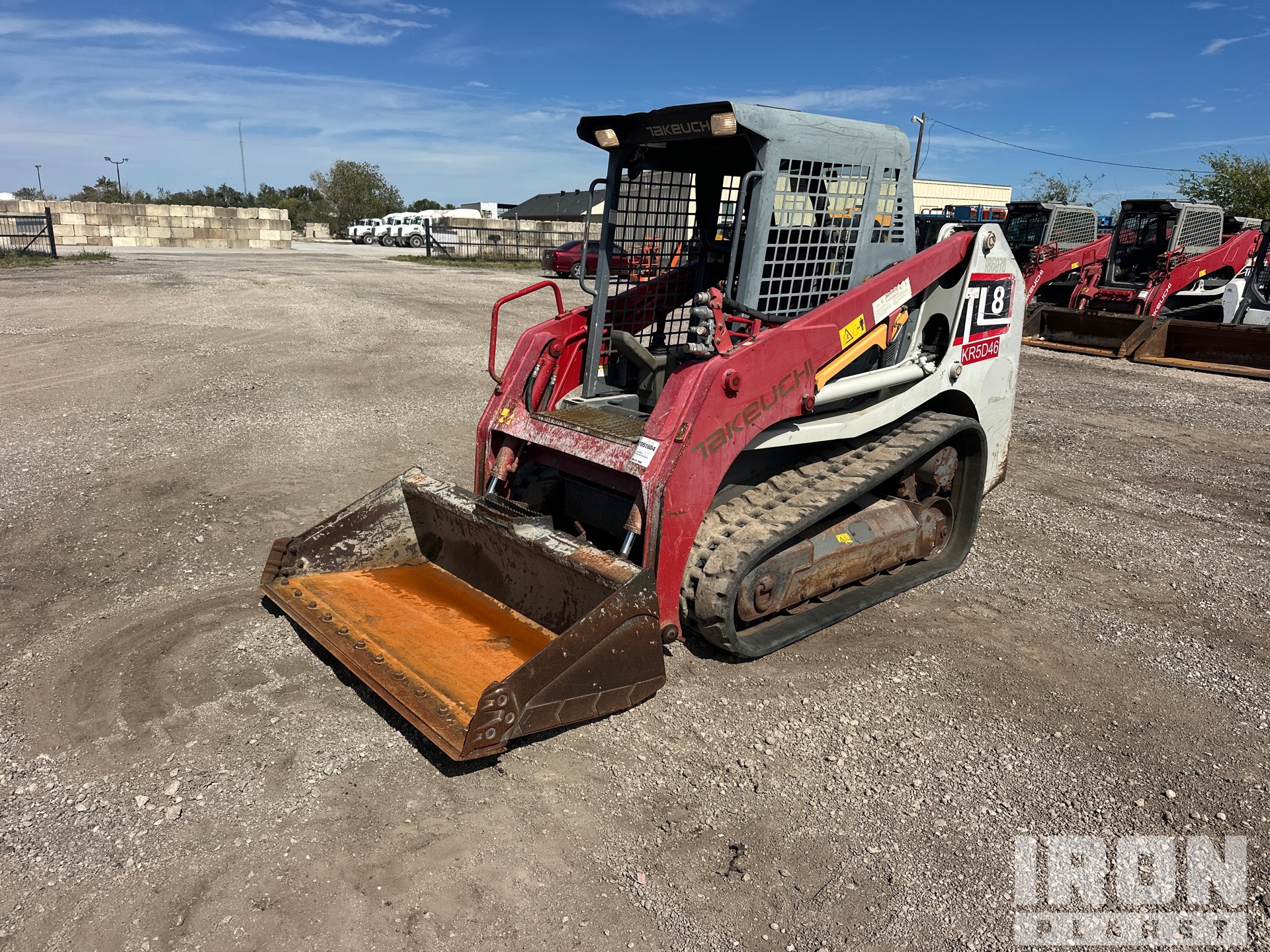 2019 (unverified) Takeuchi TL8 Compact Track Loader