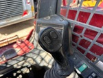Poste de contrôle with Commande hydraulique auxiliaire