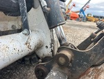 Hydraulics with Bucket Tilt Cylinders