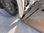 Chassis with Quick Coupler to Arms Pins