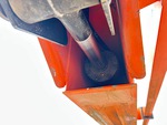Hydraulics with Basket Tilt Cylinder
