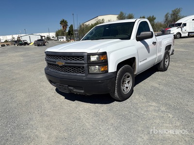 2015 Chevrolet Silverado 1500 4x2 Pickup