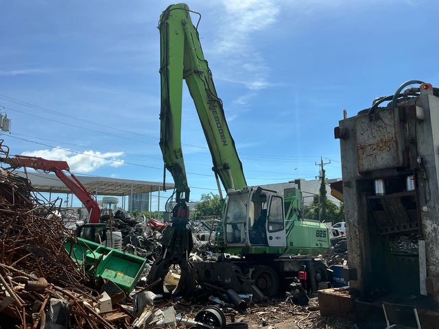 2014 Sennebogen 825 Wheel Material Handler