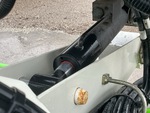 Hydraulics with Basket Tilt Cylinder