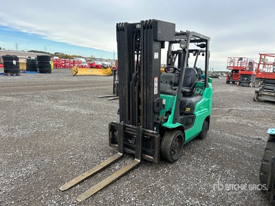 Mitsubishi FGC25N 2900 lb Cushion Tire Forklift