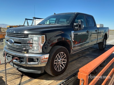2019 Ford F-350 4x4 Crew Cab Pickup