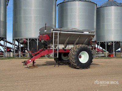 2017 Salford BBI Javelin 120 ft S/A Fertilizer Spreader