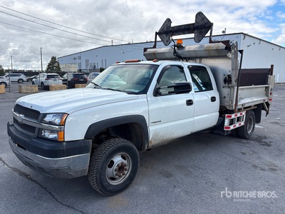 2003 Chevrolet Silverado 3500 4x2 Crew Cab بيك اب