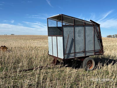 Nodge MFG. Co 8 ft x 5 ft S/A Chaff Collector