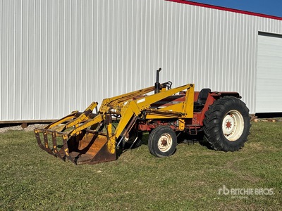 International 674 2WD Tractor Agrícola
