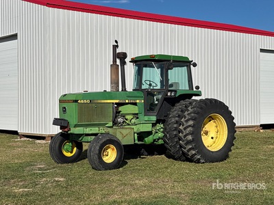 1983 John Deere 4650 2WD Tractor Agrícola