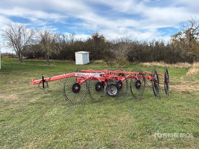 Kuhn SR112 12 Wheel جامع القش